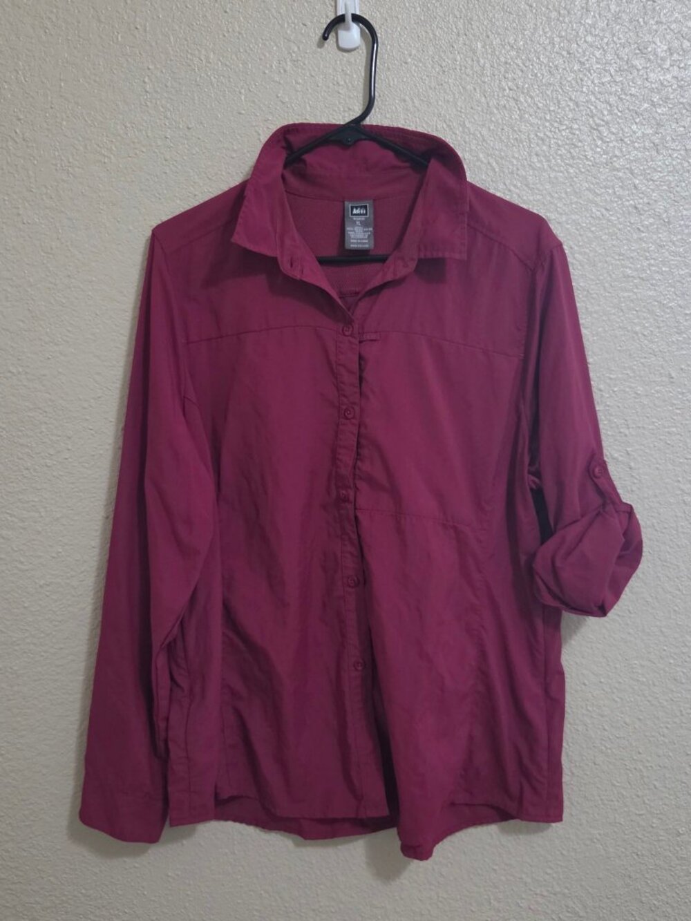 REI Sahara Shirt Womens XL Burgundy Long Sleeve Button Up Roll Tab Hiking